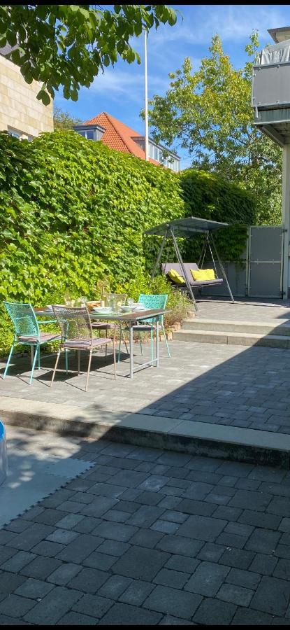 Am Kleinen Muehlenteich - Zentrale Ruhige Lage Mit Parkplatz Und Fahrraedern Flensburg Exterior foto
