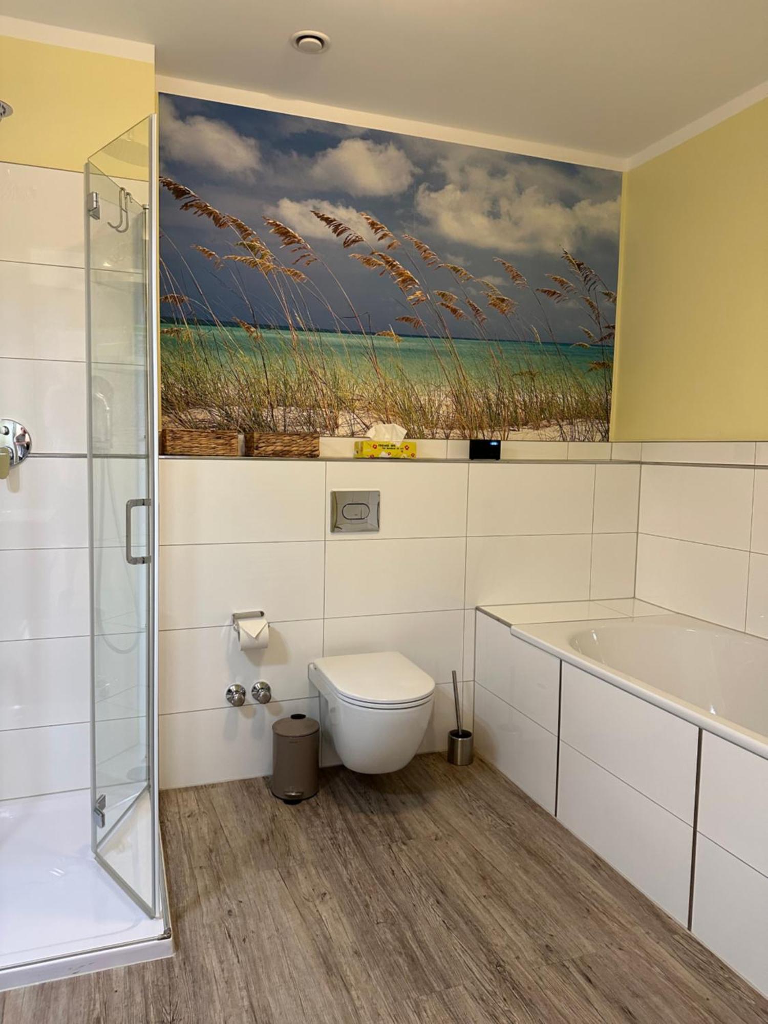 Am Kleinen Muehlenteich - Zentrale Ruhige Lage Mit Parkplatz Und Fahrraedern Flensburg Exterior foto